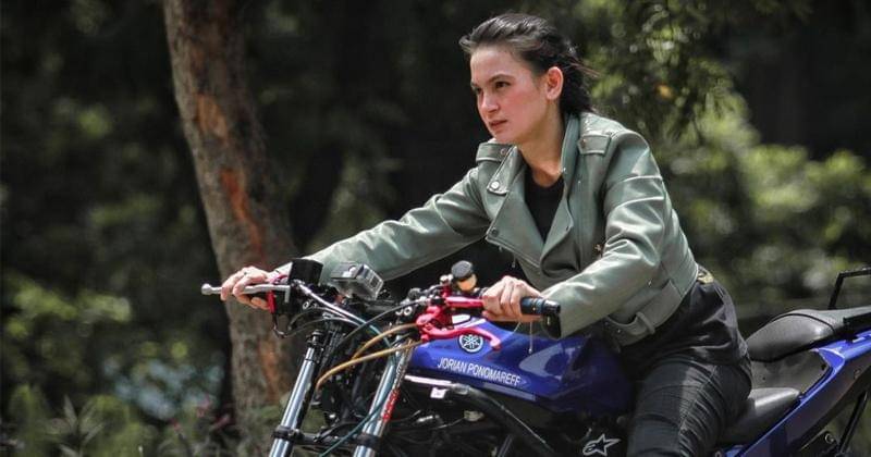 Instagram.com/kia.poetri